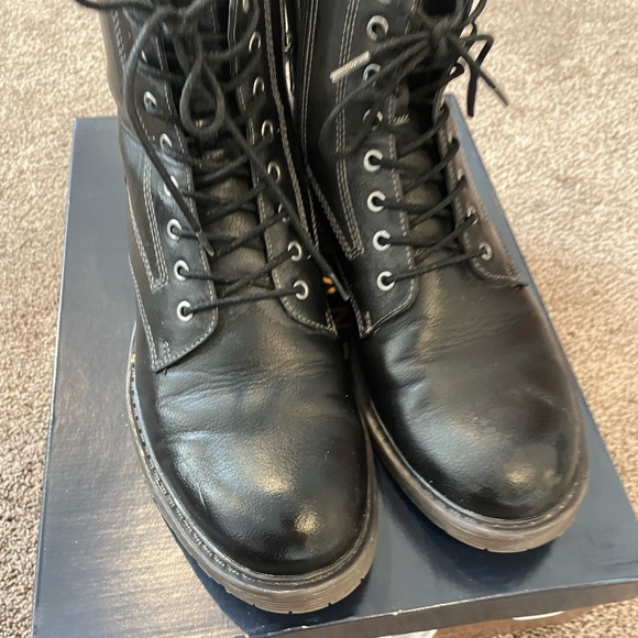 Denver Hayes LVIV boots - Picture 3 of 5